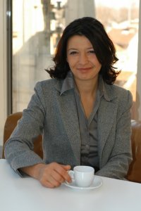Eda-Karaatli-Rentsch_1332187615 Eda-Karaatli-Rentsch_1332187615