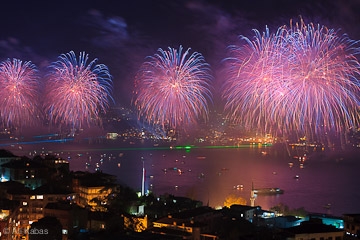 Firework-in-Istanbul_1343838307 Firework-in-Istanbul_1343838307